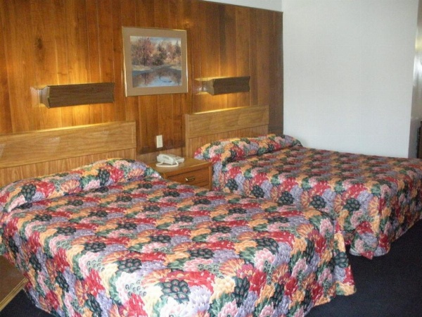 Kings Inn Cleveland image 14